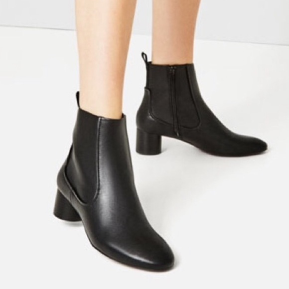 Zara Shoes - [ZARA] BLACK ROUND HEELED ANKLE BOOTS - Size 7